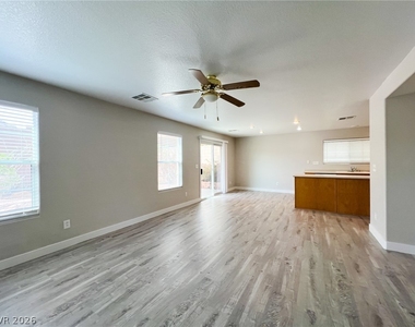 79 Kind Avenue - Photo Thumbnail 15