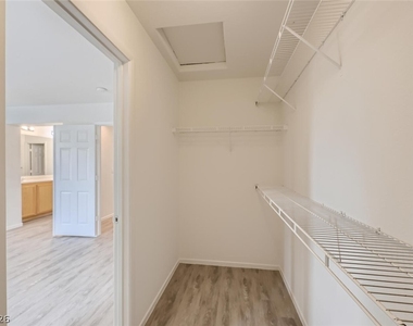 4045 Oliver Sagebrush Drive - Photo Thumbnail 17