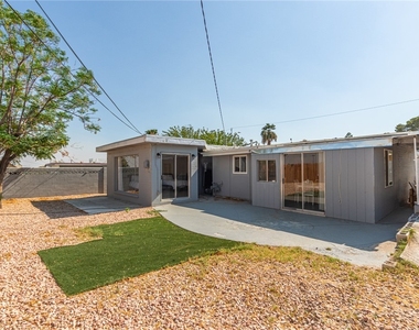 1028 Nassau Drive - Photo Thumbnail 36