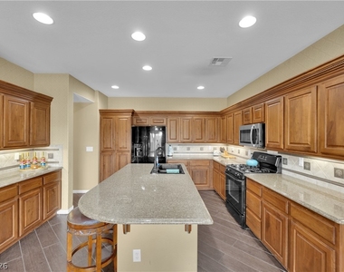 3163 Varenna Ridge Avenue - Photo Thumbnail 14