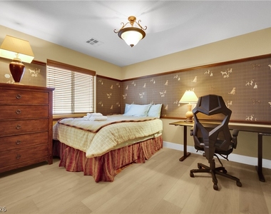 3163 Varenna Ridge Avenue - Photo Thumbnail 24
