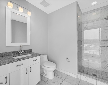4525 Dean Martin Drive - Photo Thumbnail 20