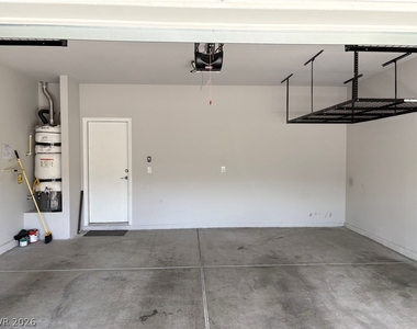 9898 Poplar Point Avenue - Photo Thumbnail 35