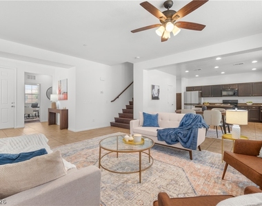 1049 Via Saint Andrea Place - Photo Thumbnail 11