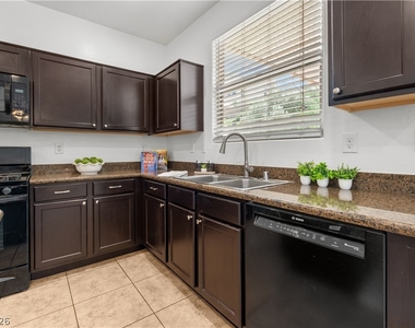 1049 Via Saint Andrea Place - Photo Thumbnail 4