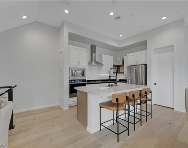 3348 Esker Ridge Avenue - Photo Thumbnail 13