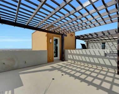 3348 Esker Ridge Avenue - Photo Thumbnail 64