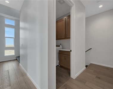 3348 Esker Ridge Avenue - Photo Thumbnail 36