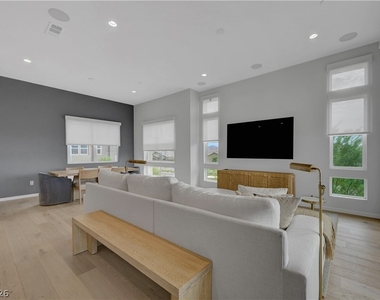 3348 Esker Ridge Avenue - Photo Thumbnail 23