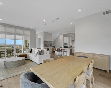 3348 Esker Ridge Avenue - Photo Thumbnail 31