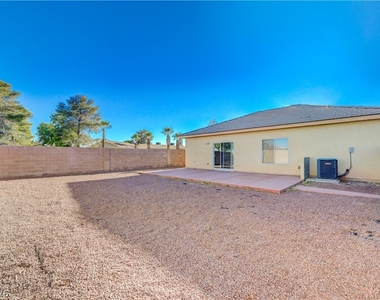 139 Bloomsbury Avenue - Photo Thumbnail 30