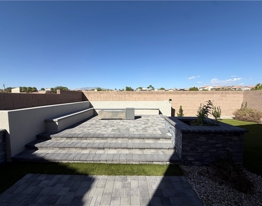 8231 Selenite Street - Photo Thumbnail 27
