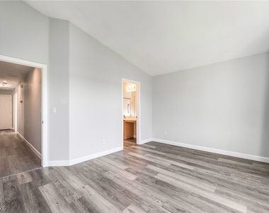4549 Julesburg Drive - Photo Thumbnail 14