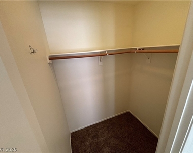 3918 Starfield Lane - Photo Thumbnail 32