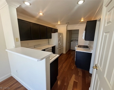 3918 Starfield Lane - Photo Thumbnail 3