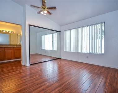 6762 Shelter Lane - Photo Thumbnail 16