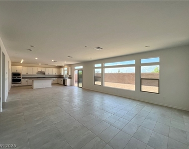 7129 Bold Rock Avenue - Photo Thumbnail 5
