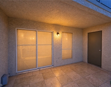 2961 Country Manor Lane - Photo Thumbnail 15