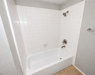 2961 Country Manor Lane - Photo Thumbnail 11