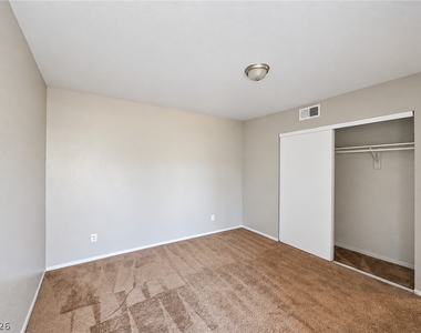 2961 Country Manor Lane - Photo Thumbnail 8
