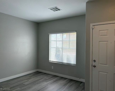 2262 Heavenly Lights Avenue - Photo Thumbnail 2