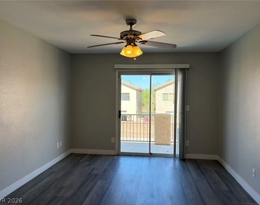 2262 Heavenly Lights Avenue - Photo Thumbnail 15