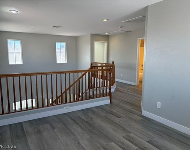2262 Heavenly Lights Avenue - Photo Thumbnail 10
