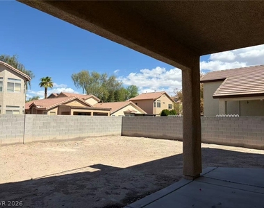 2262 Heavenly Lights Avenue - Photo Thumbnail 18