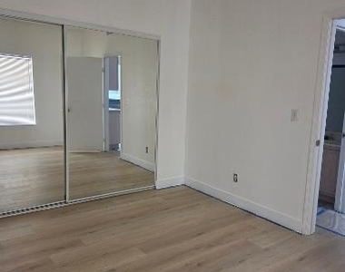 6800 Indian Chief #102 Drive - Photo Thumbnail 2