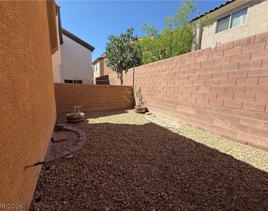 651 Shadwell Street - Photo Thumbnail 28