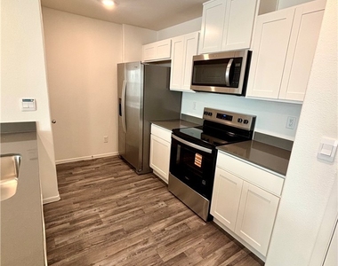 7373 Philip Cove Street - Photo Thumbnail 7