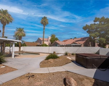 7817 Cape Vista Lane - Photo Thumbnail 44