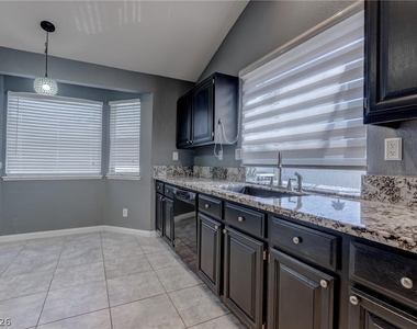 7817 Cape Vista Lane - Photo Thumbnail 20