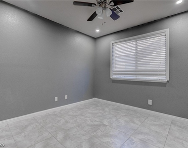 7817 Cape Vista Lane - Photo Thumbnail 32