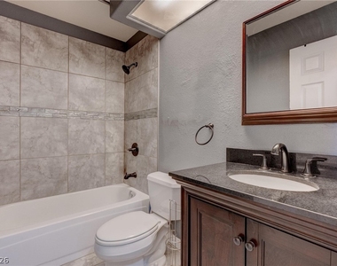 7817 Cape Vista Lane - Photo Thumbnail 34