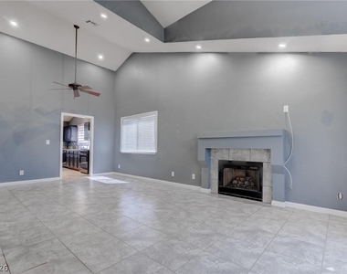 7817 Cape Vista Lane - Photo Thumbnail 2