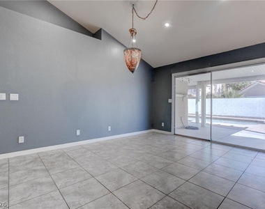7817 Cape Vista Lane - Photo Thumbnail 11