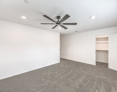 7377 Philip Cove Street - Photo Thumbnail 19