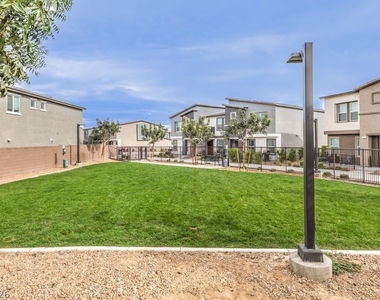 7377 Philip Cove Street - Photo Thumbnail 35