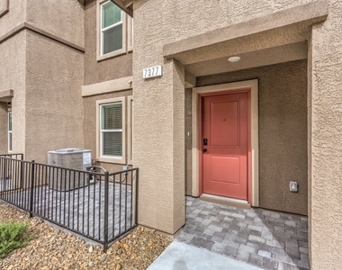 7377 Philip Cove Street - Photo Thumbnail 2