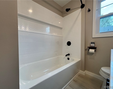 27 Brandel Avenue - Photo Thumbnail 11