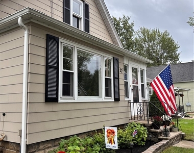 27 Brandel Avenue - Photo Thumbnail 1