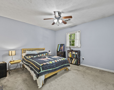 527 University Circle - Photo Thumbnail 13