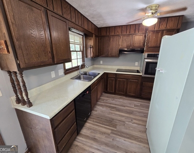 3851 Raiders Ridge Drive - Photo Thumbnail 6