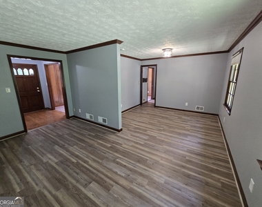 3851 Raiders Ridge Drive - Photo Thumbnail 8