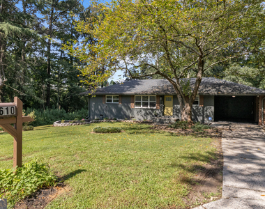 610 Oriole Drive Se - Photo Thumbnail 2