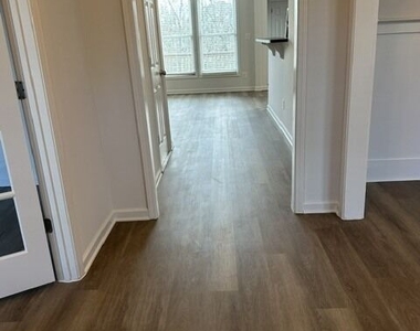 3803 Memphis Drive - Photo Thumbnail 16