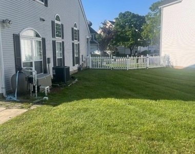 24 Cartier Dr - Photo Thumbnail 13