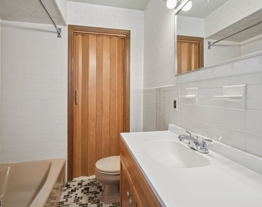 15 Mcgregor Ave - Photo Thumbnail 12