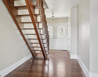 15 Mcgregor Ave - Photo Thumbnail 4